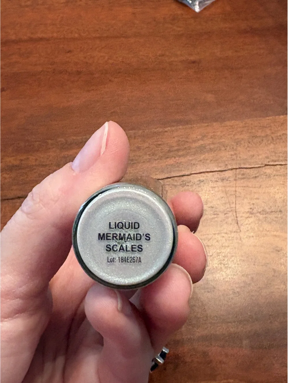 Revolution Liquid Highlighter Mermaid's Scales. NEW!